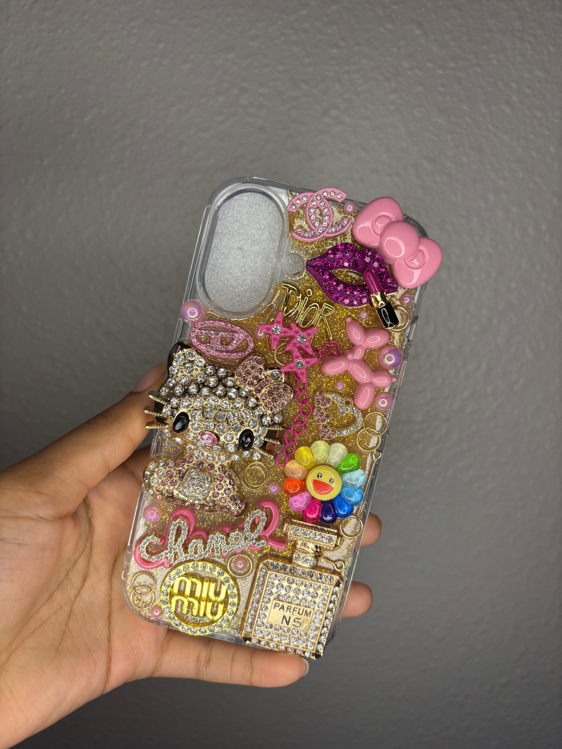 Chanel luxury junk case JunkiesByJiggy Chanel luxury junk case JunkiesByJiggy
